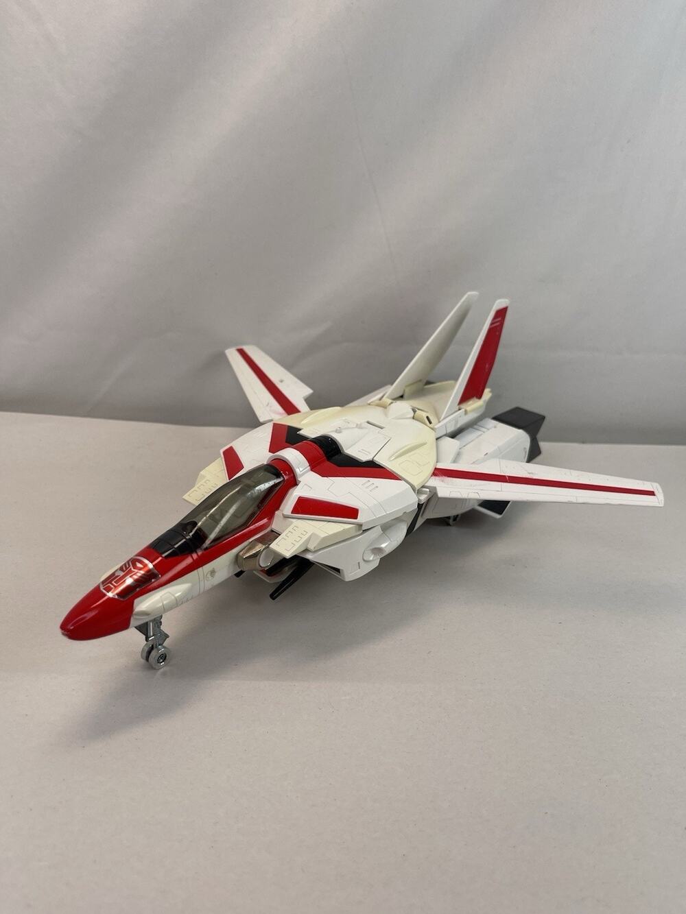 Vintage 1985 Transformers G1 Jetfire Action Figure Autobot Jet Bandai Japan